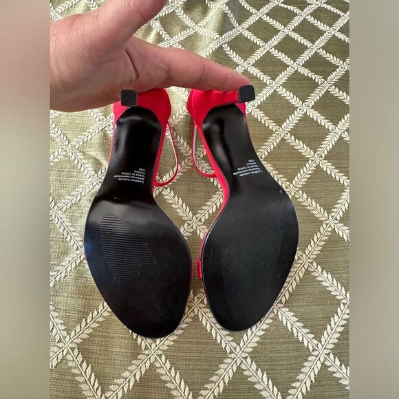 Alfani Shoes Ashton Red Sparkle Heels Size 10M 3 1/2” Heel Straps - Picture 3 of 16